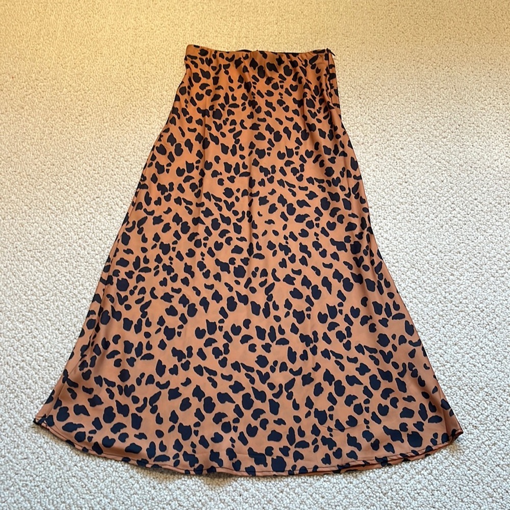 Urban Outfitters Women’s Cheetah Satin Midi Skirt
